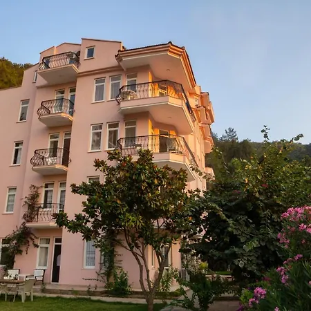 Pembe Kosk Apart Lägenhetshotell *