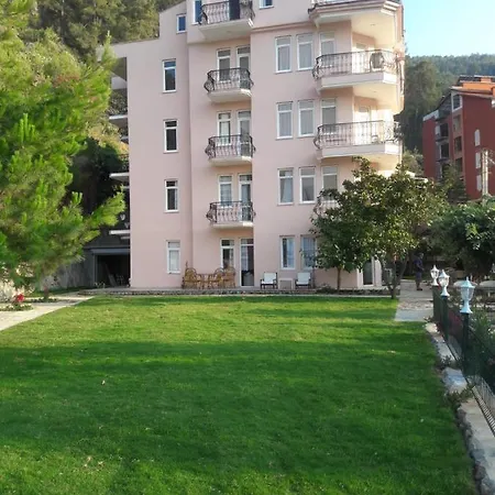 Ξενοδοχείο με διαμερίσματα Pembe Koesk Φετιγιέ