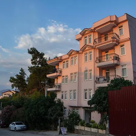 Pembe Köşk Apart Fethiye
