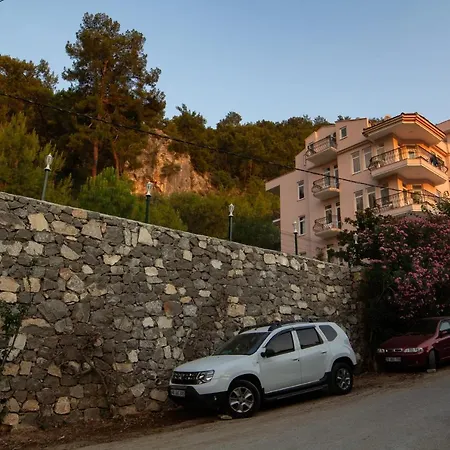 Pembe Köşk Apart Apart Otel Fethiye