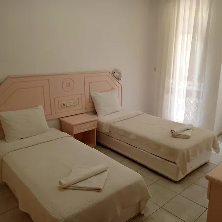 Aparthotel Pembe Koesk