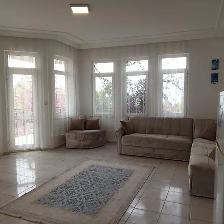 Pembe Koesk شقة فندقية 3*